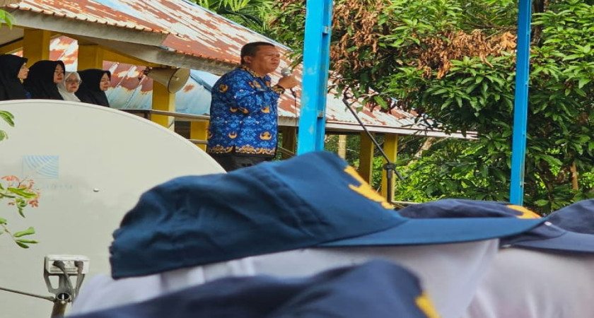 UPT SMPN 7 Banjit Gelar Upacara Hari Pahlawan 2025: Meneladani Semangat, Melanjutkan Perjuangan